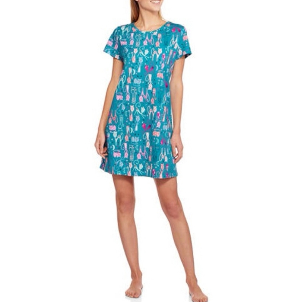 SECRET TREASURES Size. L/XL Short Sleeve Sleep Shirt